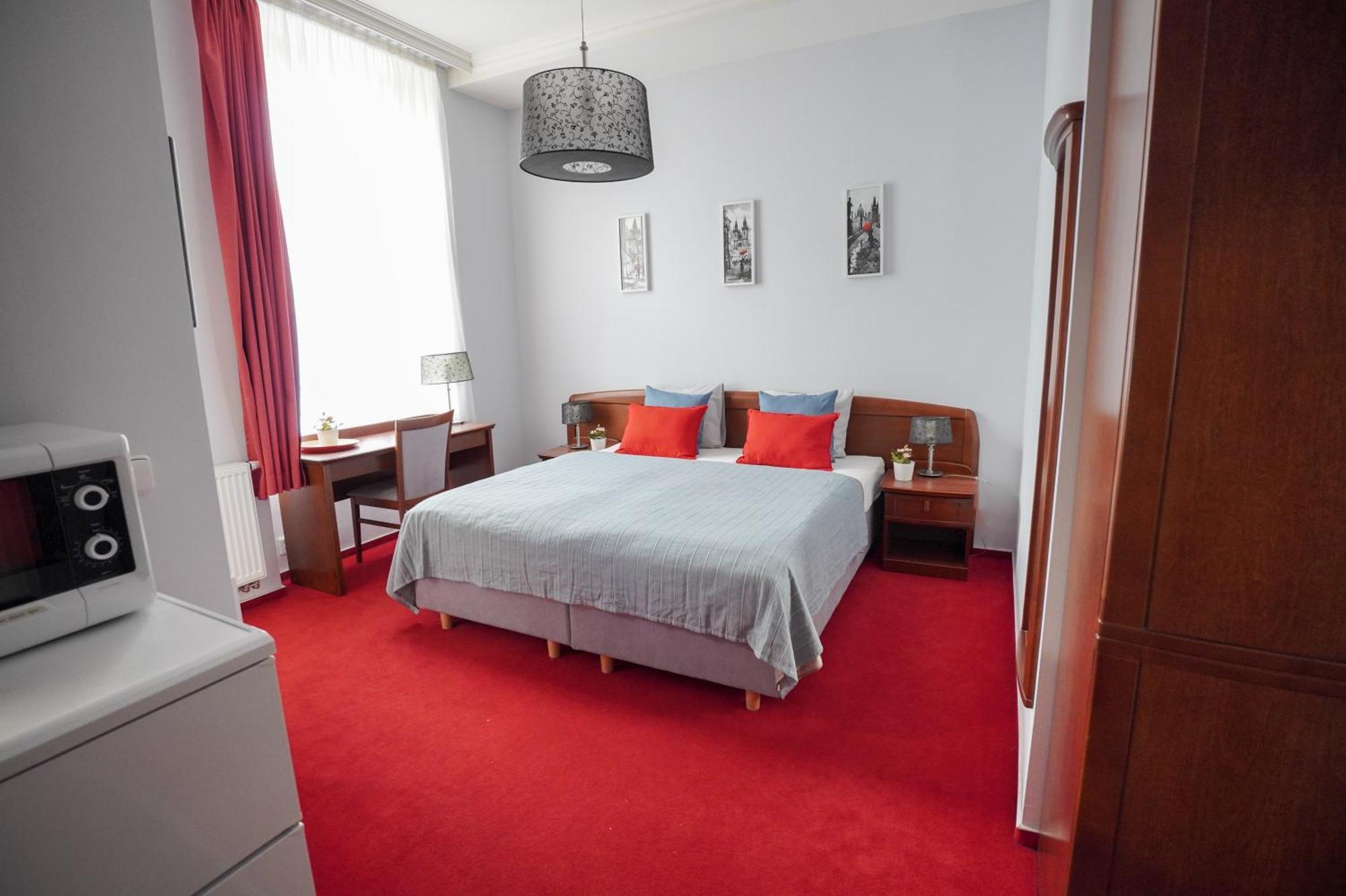 Elegant & Stylish Center Apartments! Prága Kültér fotó